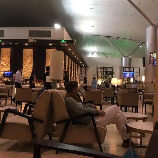 post_0835_lounge_life_2 post_0835_lounge_life_2